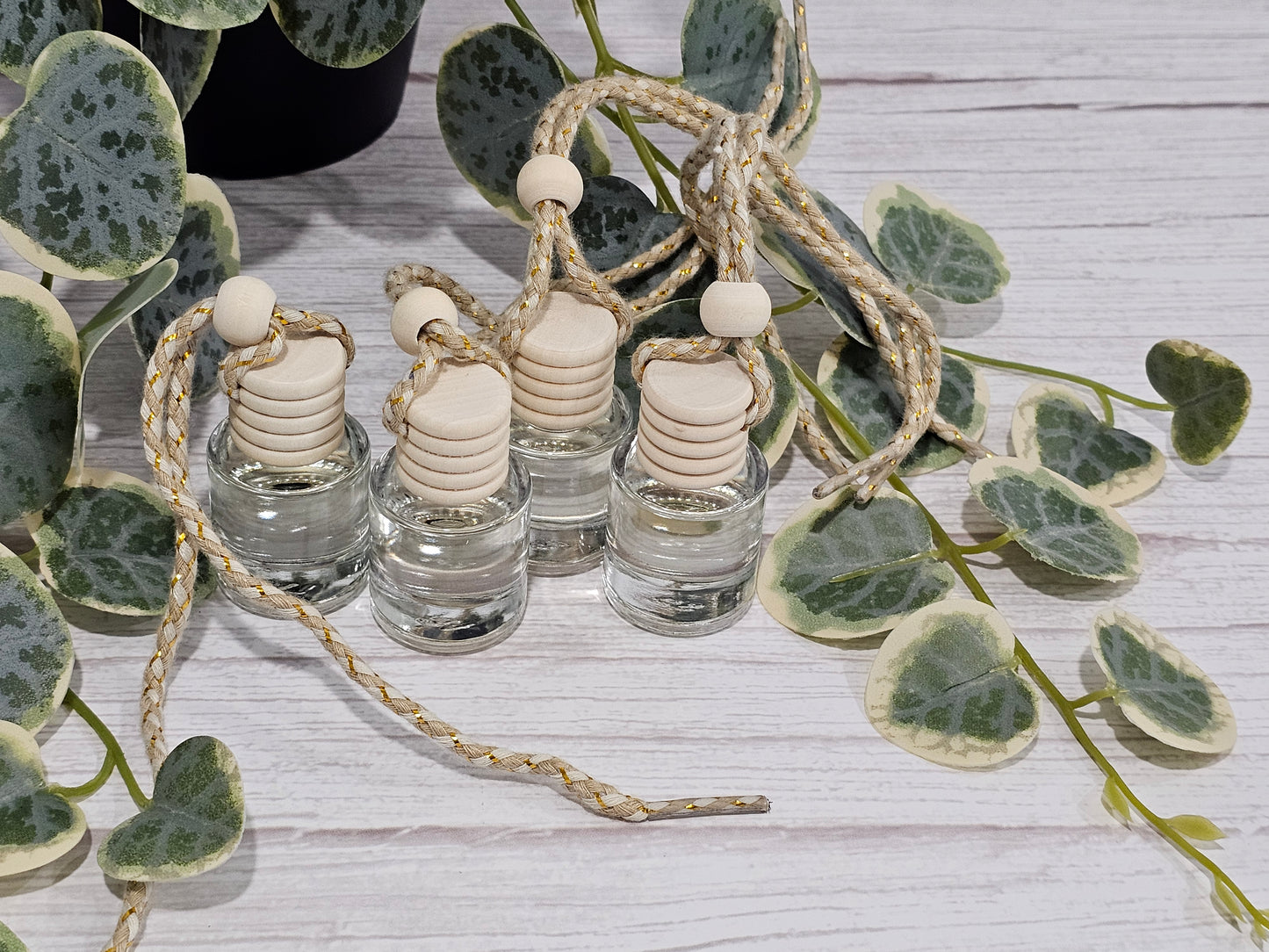 White T-Shirt (car freshener)