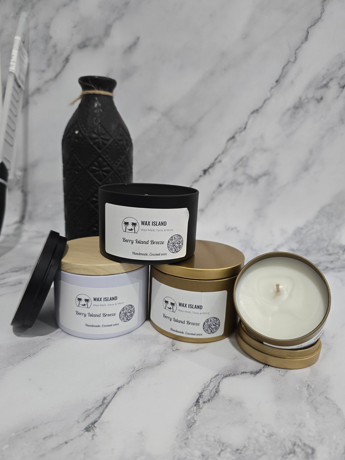 Berry Island Breeze 8oz tin candle